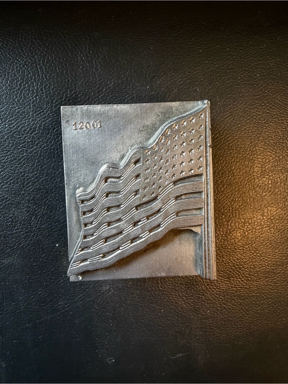 Vintage Metal Letterpress Block Raised American Flag 2001 9/11 Memorial Flag - Picture 4 of 4